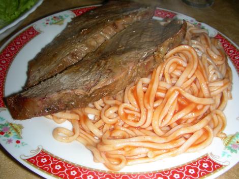 28_sept_Sep_pnud_eme_carne_a_la_olla_portezuelo2010_173.jpg